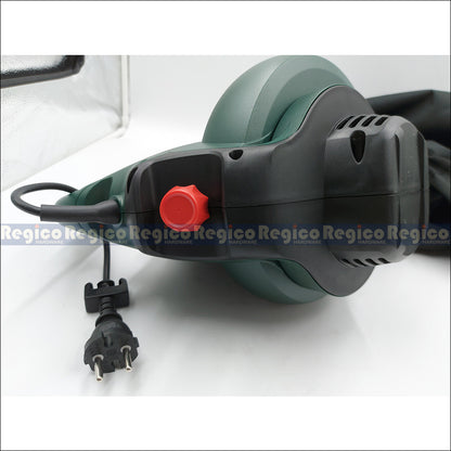 Bosch UniversalGardenTidy3000 3 in 1 Garden Vacuum and Leaf Blower Bosch Lawn Garden