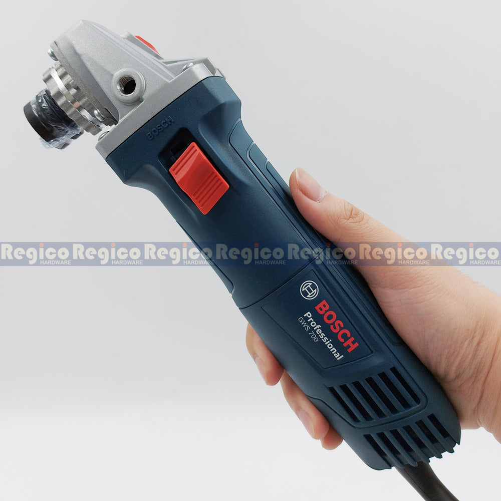 Bosch GWS 700 4" 100mm 710w Angle Grinder Bosch CoC
