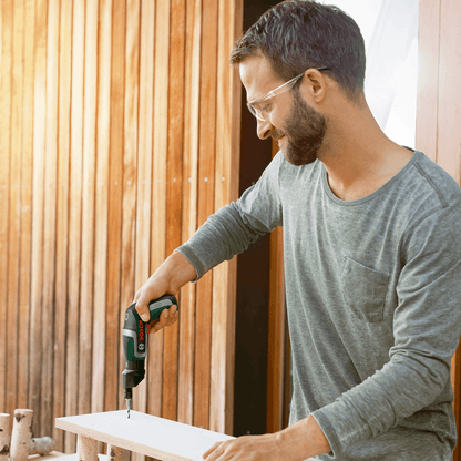 Bosch IXO 7 3.6v Cordless Screwdriver Reversible Bosch Lawn Garden