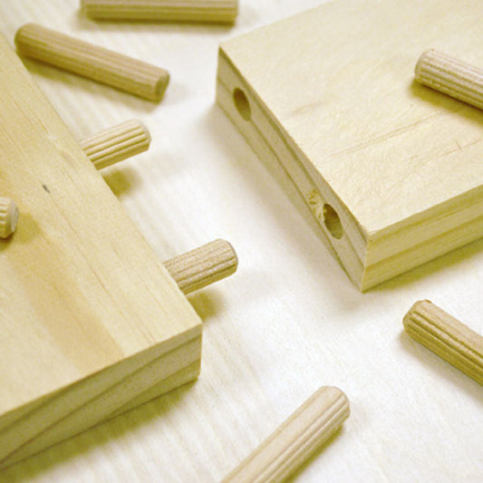 Milescraft Fluted Dowel Pin Bucket